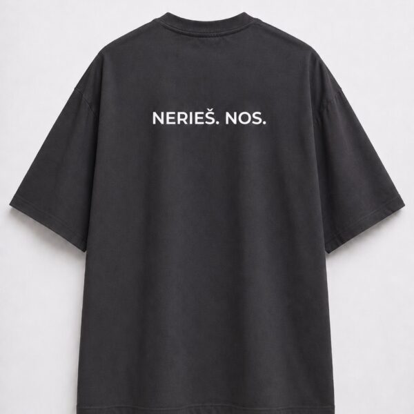Čierne oversize tričko ATEVO Nerieš. Nos. Limited Drop, pohľad spredu
